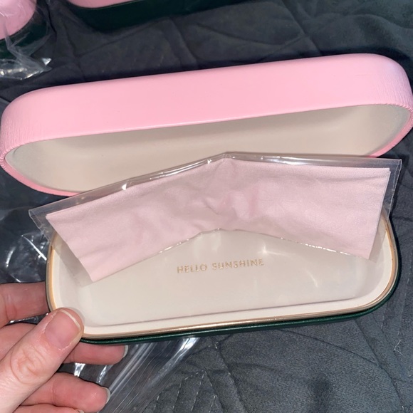 KATE SPADE Pink and Green Eyeglass/Sunglasses Hard Clamshell Case - Picture 5 of 6